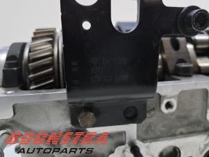 Topplock från en Volkswagen Transporter T5 2.5 TDi PF 2008