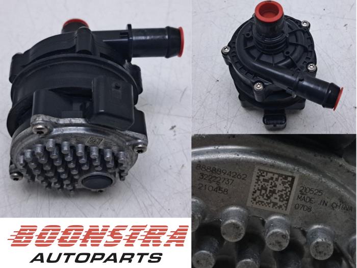 Begagnade Extra vattenpump Lynk &amp; Co 01 1.5 PHEV Pris € 68,95 Marginaltabell erbjuds av Boonstra Autoparts