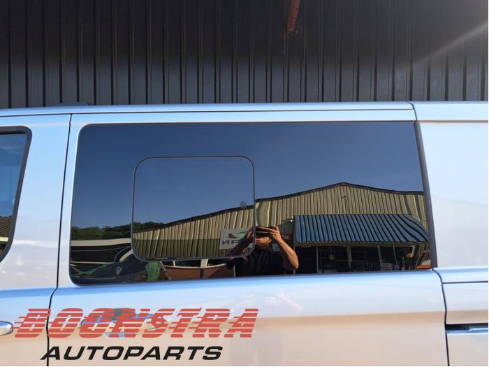 Usados Ventanilla de puerta de carga lateral Ford Transit Custom 2.0 EcoBlue 170 Precio € 664,29 IVA incluido ofrecido por Boonstra Autoparts