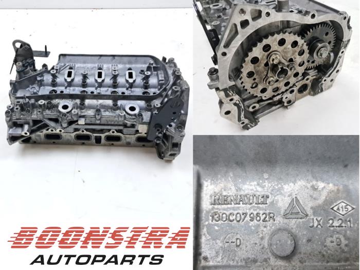 Begagnade Topplock Renault Trafic (1FL/2FL/3FL/4FL) 1.6 dCi 120 Twin Turbo Pris € 301,29 Inklusive moms erbjuds av Boonstra Autoparts