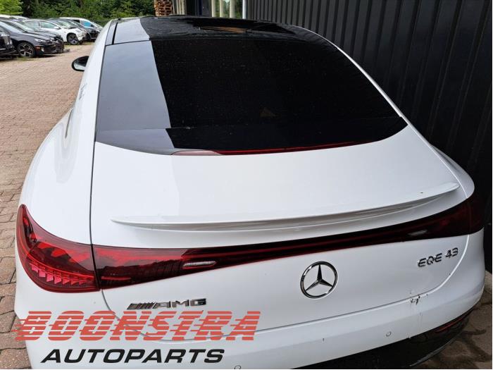 Używane Tylna klapa Mercedes EQE (V295) 43 AMG 4-Matic Cena € 595,00 Procedura marży oferowane przez Boonstra Autoparts