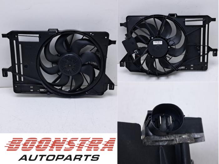 Używane Wentylator Ford Focus 3 Wagon 1.0 Ti-VCT EcoBoost 12V 100 Cena € 29,95 Procedura marży oferowane przez Boonstra Autoparts