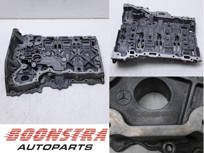 Gebrauchte Ölwanne Mercedes C (W206) C-300 e 2.0 Turbo Preis € 139,95 Margenregelung angeboten von Boonstra Autoparts