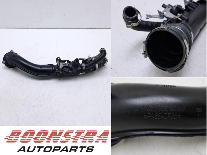 Gebrauchte Intercooler Rohr Mercedes C (W206) C-300 e 2.0 Turbo Preis € 59,95 Margenregelung angeboten von Boonstra Autoparts
