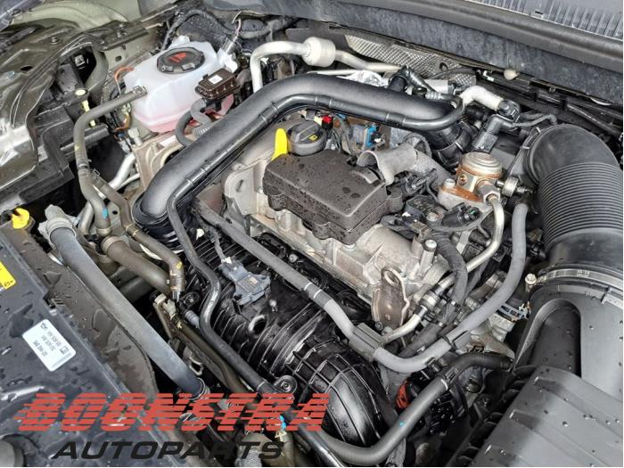 Engine from a Volkswagen T-Cross 1.0 TSI 115 12V 2024