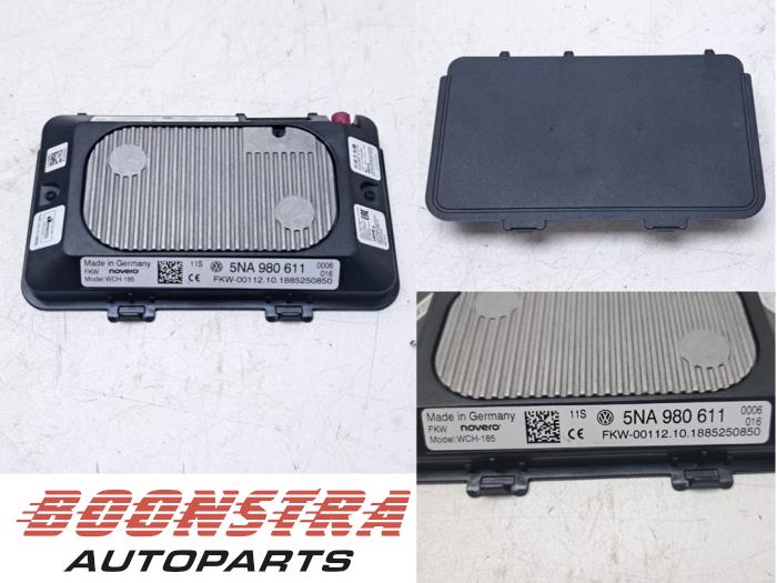 Begagnade Antenn Volkswagen Golf VII (AUA) 2.0 R 4Motion 16V Pris € 44,95 Marginaltabell erbjuds av Boonstra Autoparts