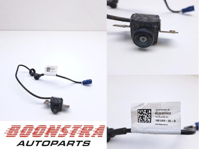 Begagnade Backkamera Tesla Model S P100D AWD Pris € 174,95 Marginaltabell erbjuds av Boonstra Autoparts