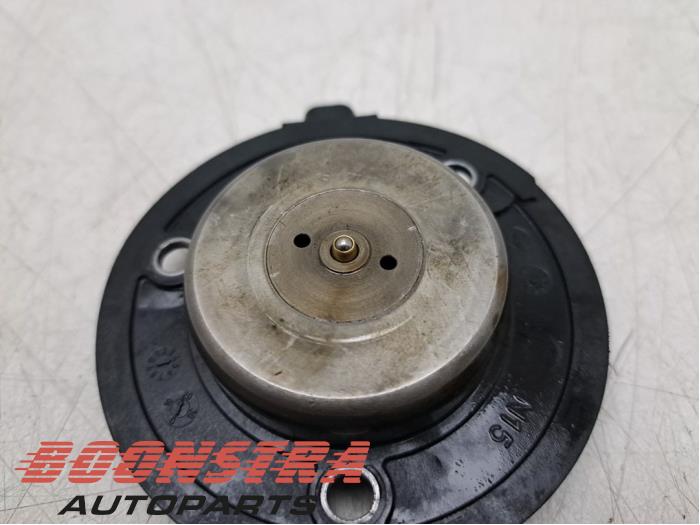 Nockenwelle Sensor van een Volkswagen Golf VII (AUA) 2.0 R 4Motion 16V 2019