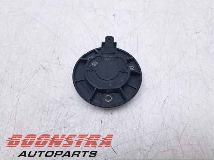 Nockenwelle Sensor van een Volkswagen Golf VII (AUA) 2.0 R 4Motion 16V 2019