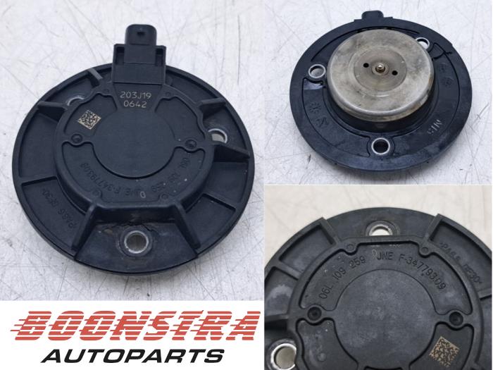 Begagnade Kamaxelsensor Volkswagen Golf VII (AUA) 2.0 R 4Motion 16V Pris € 24,95 Marginaltabell erbjuds av Boonstra Autoparts