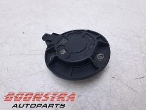 Nockenwelle Sensor van een Volkswagen Golf VII (AUA) 2.0 R 4Motion 16V 2019