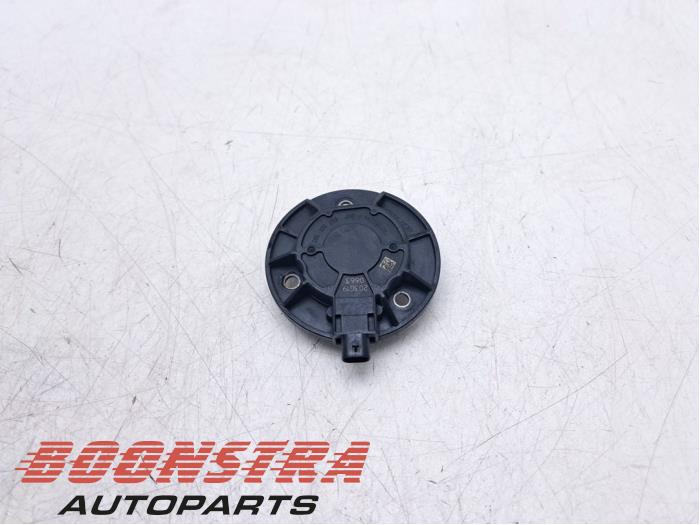 Nockenwelle Sensor van een Volkswagen Golf VII (AUA) 2.0 R 4Motion 16V 2019
