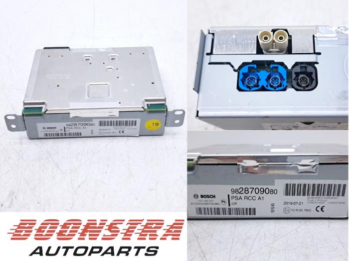 Używane Modul radiowy Opel Vivaro 2.0 CDTI 122 Cena € 229,84 Z VAT oferowane przez Boonstra Autoparts