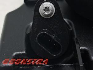 Ventildeckel van een BMW 1 serie (F20) 118i 1.5 TwinPower 12V 2016