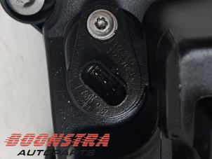 Ventildeckel van een BMW 1 serie (F20) 118i 1.5 TwinPower 12V 2016