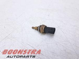 Engine temperature sensor from a BMW 1 serie (F20) 118i 1.5 TwinPower 12V 2016