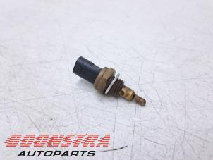 Engine temperature sensor from a BMW 1 serie (F20) 118i 1.5 TwinPower 12V 2016