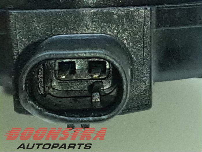 Nockenwelle Sensor van een BMW 1 serie (F20) 118i 1.5 TwinPower 12V 2016