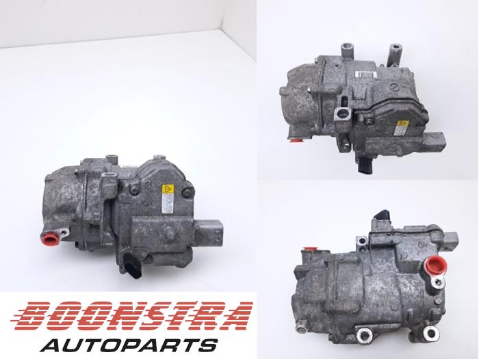 Usagé Pompe clim Toyota Yaris III (P13) 1.5 16V Hybrid Prix € 84,95 Règlement à la marge proposé par Boonstra Autoparts
