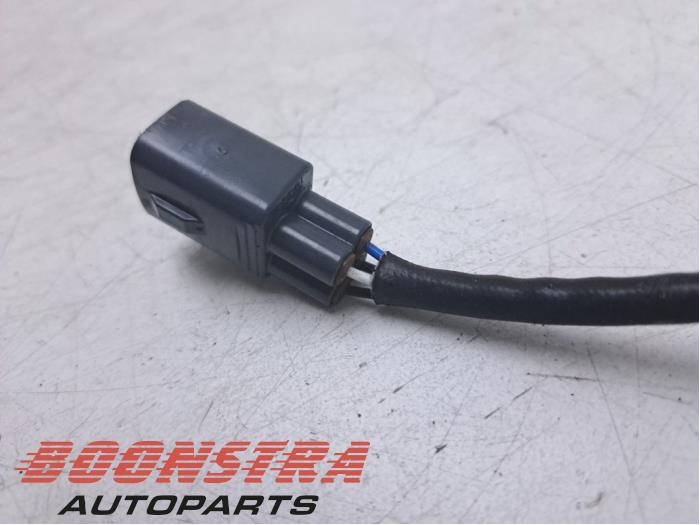Sonda lambda z Toyota Yaris III (P13) 1.5 16V Hybrid 2018