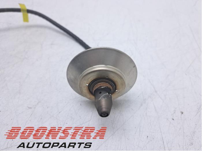 Sonda lambda z Toyota Yaris III (P13) 1.5 16V Hybrid 2018
