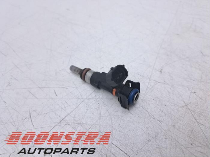 Insprutare (bensin) från en Renault Captur I (2R) 0.9 Energy TCE 12V 2017