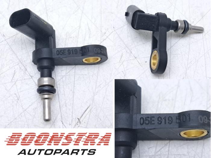 Used Engine temperature sensor Skoda Octavia Combi (NXAC) 1.0 TSI e-TEC 12V Price € 24,95 Margin scheme offered by Boonstra Autoparts