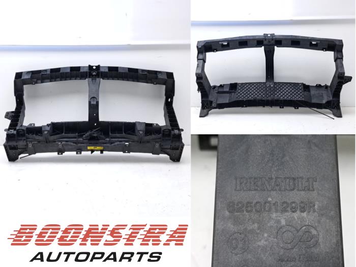 Używane Panel przedni Opel Vivaro 1.6 CDTI 90 Cena € 120,94 Z VAT oferowane przez Boonstra Autoparts