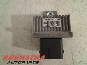 Used Glow plug relay Renault Master IV (MA/MB/MC/MD/MH/MF/MG/MH) 2.3 dCi 135 16V FWD Price € 24,95 Margin scheme offered by Boonstra Autoparts