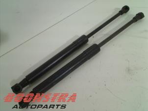 Used Set of bonnet gas struts Audi A1 Price € 24,95 Margin scheme offered by Boonstra Autoparts
