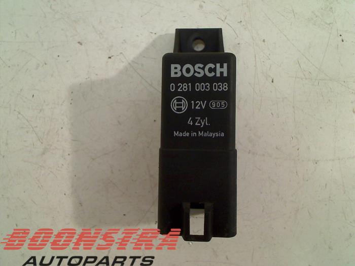 Used Seat Leon (1P1) 1.9 TDI 105 Glow plug relay 0281003038