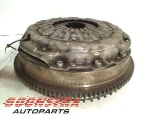 Used Flywheel Nissan NT 400 Cabstar 2.5 DCI Price € 36,75 Margin scheme offered by Boonstra Autoparts