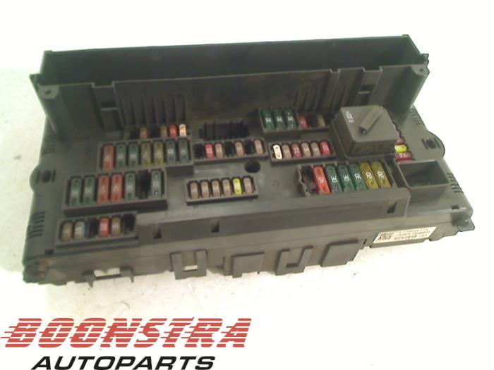 Used BMW 5 serie Gran Turismo (F07) 530d 24V Fuse box ...