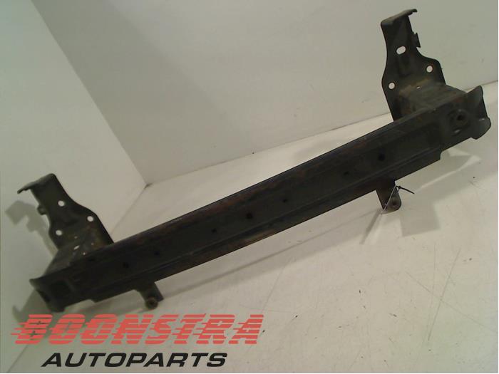 Front bumper frame from a Ford Mondeo IV Wagon 2.0 16V 2010