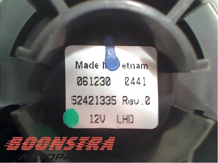 Silnik wentylatora nagrzewnicy z Opel Astra H Twin Top (L67) 1.8 16V 2007