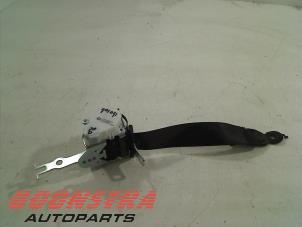 Used Rear seatbelt tensioner, left BMW 5 serie (F10) 535d xDrive 24V Price € 29,95 Margin scheme offered by Boonstra Autoparts