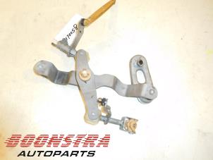 Used Gearbox mechanism Opel Corsa D 1.2 16V Price € 24,95 Margin scheme offered by Boonstra Autoparts