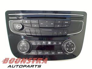 Used Radio control panel Peugeot 508 (8D) 2.0 Hybrid4 16V Price € 70,50 Margin scheme offered by Boonstra Autoparts