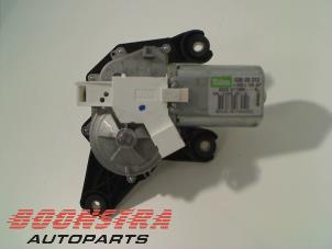 Used Rear wiper motor Renault Clio III (BR/CR) 1.2 16V TCe 100 Price € 24,95 Margin scheme offered by Boonstra Autoparts