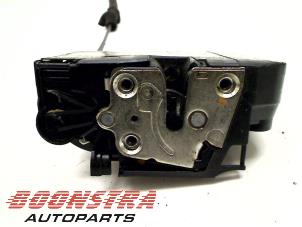 Used Front door lock mechanism 4-door, right Iveco New Daily VI 29L11,35S11 Price € 28,50 Margin scheme offered by Boonstra Autoparts