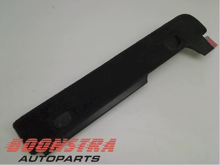 Luggage compartment trim from a Porsche Cayenne (9PA) 4.8 V8 32V S 2008