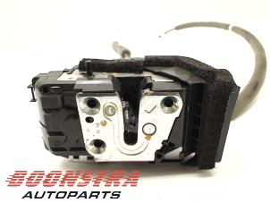 Used Rear door mechanism 4-door, right Nissan Qashqai (J11) 1.6 DIG-T 163 16V Price € 52,00 Margin scheme offered by Boonstra Autoparts