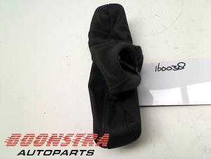 Used Parking brake lever cover BMW 5 serie Touring (E61) 535d 24V Price € 24,95 Margin scheme offered by Boonstra Autoparts