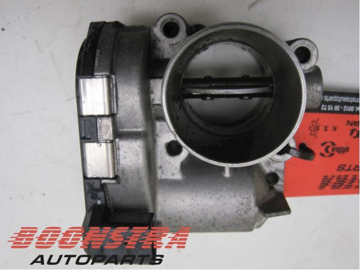 Gebrauchte Drosselklappengehäuse Renault Laguna III Estate (KT) 2.0 dCi 16V 130 Preis € 34,95 Margenregelung angeboten von Boonstra Autoparts