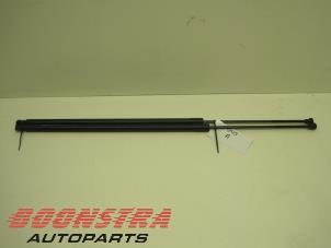 Used Rear gas strut, left Renault Kangoo Price € 24,95 Margin scheme offered by Boonstra Autoparts