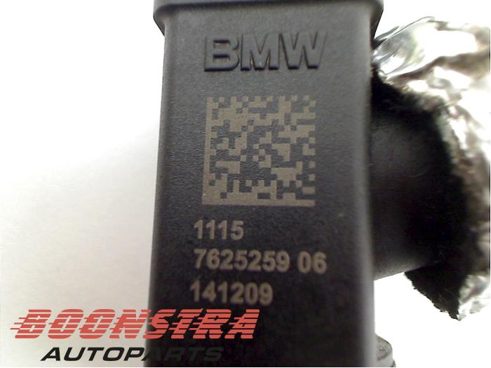Ventilation carter d'un BMW i8 (I12) 1.5 TwinPower Turbo 2015
