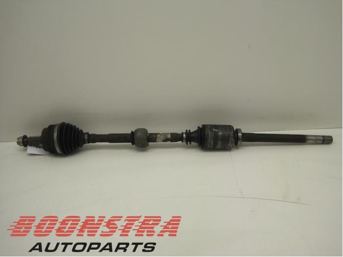 Front drive shaft, right from a Renault Master III (FD/HD) 1.9 dCi 2007
