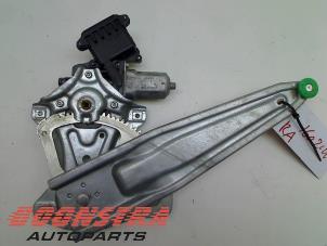 Used Rear door window mechanism 4-door, right Toyota Auris (E15) 1.8 16V HSD Full Hybrid Price € 29,95 Margin scheme offered by Boonstra Autoparts