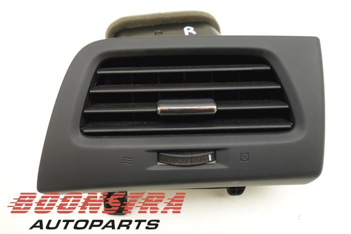 Begagnade Luftmunstycke, instrumentbräda Honda CR-V (RM) 1.6 i-DTEC 16V Pris € 24,95 Marginaltabell erbjuds av Boonstra Autoparts