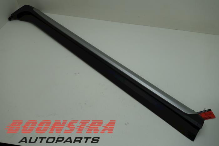Side skirt, left from a BMW X3 2013